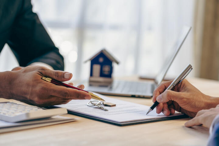 Binding Terms Most People Miss Before Signing